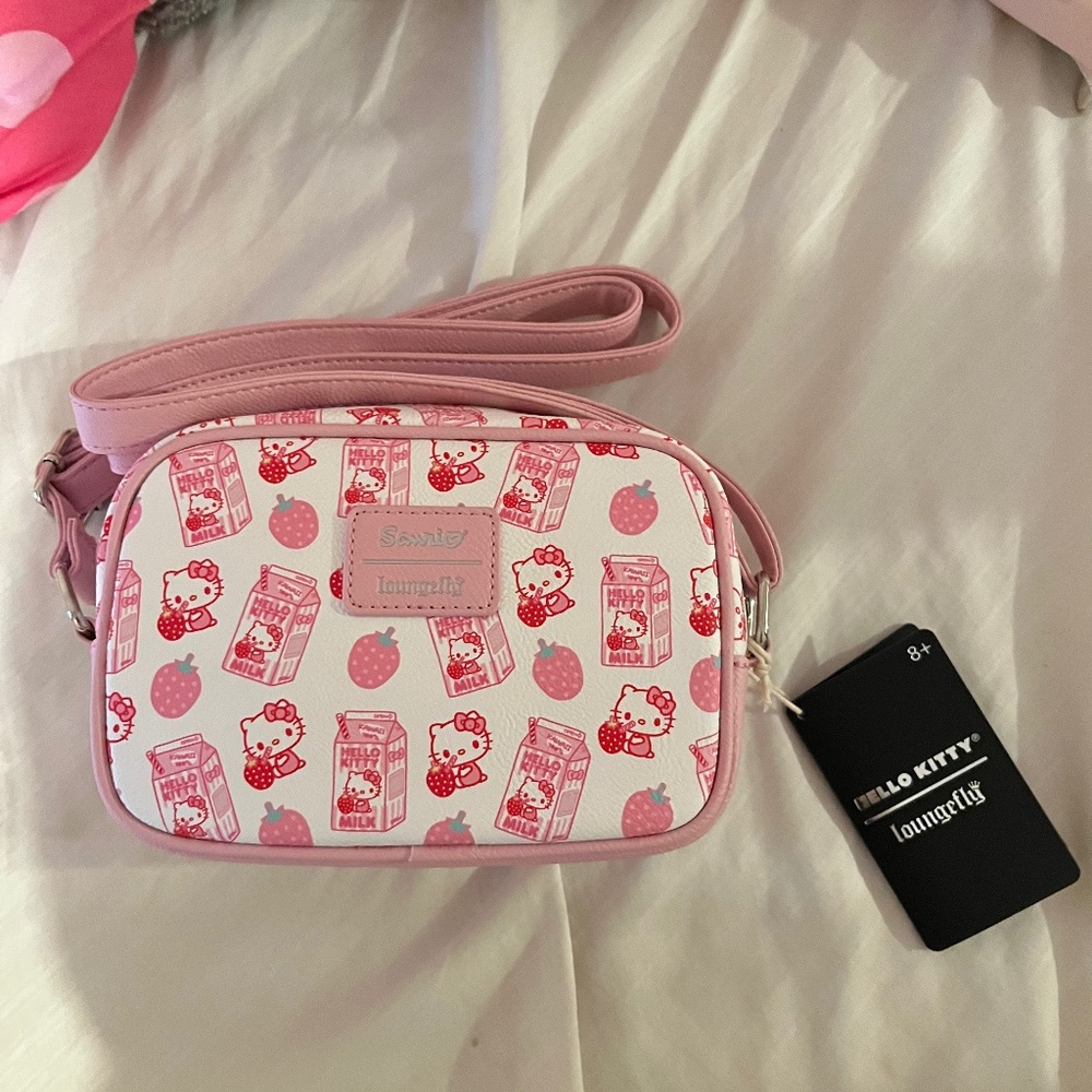 NWT Loungefly Hello Kitty Sanrio Strawberry Pink Purse Bag